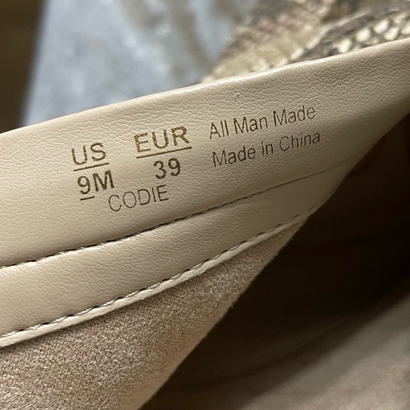 Sam Edelman CODIE Snakeskin Booties Women’s 9M - Picture 3 of 11